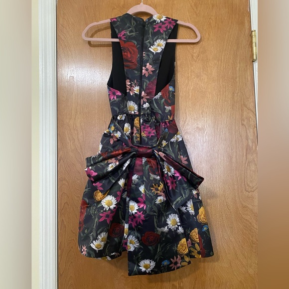 Alice+Olivia flower print dress with detachable bow belt - Picture 6 of 7